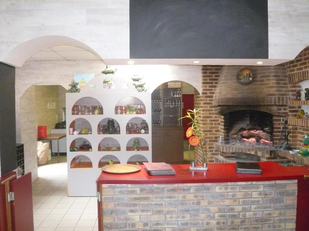 Hotel Restaurant La Grenouillere Vitre  Bagian luar foto